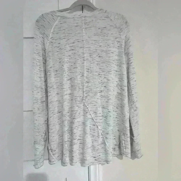 Spring + Mercer Space Dye Tee White & Gray Long Sleeve Oversized Size Medium EUC - Picture 3 of 4